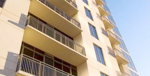 Building Photo - 7 Riverway