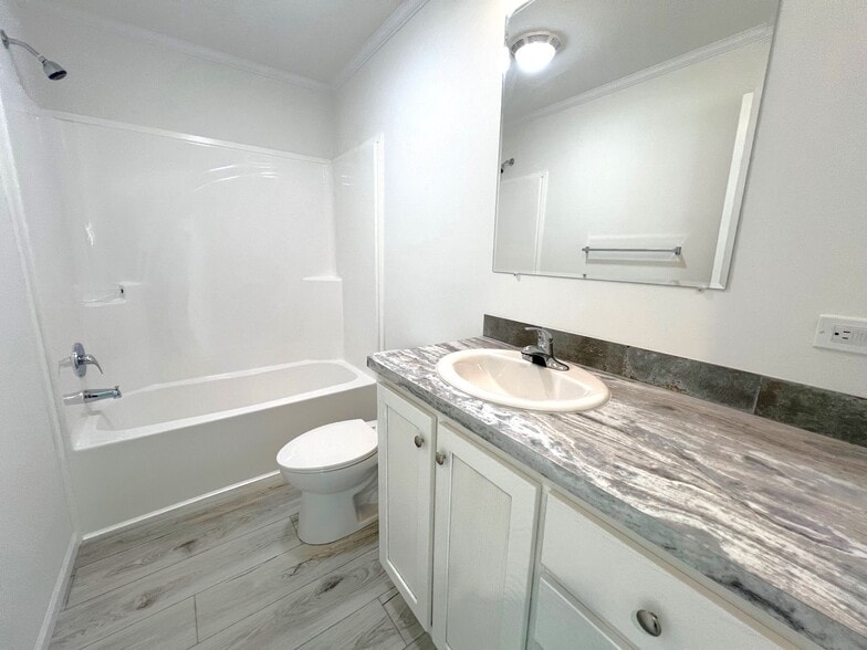 Building Photo - 5354 Coventry Dr