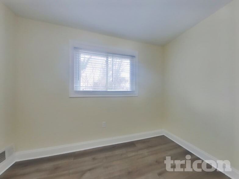 Building Photo - 3105 Bellbrook Ct