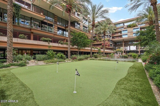 Building Photo - 7131 E Rancho Vista Dr