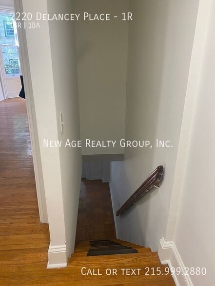 Building Photo - 2220 Delancey St