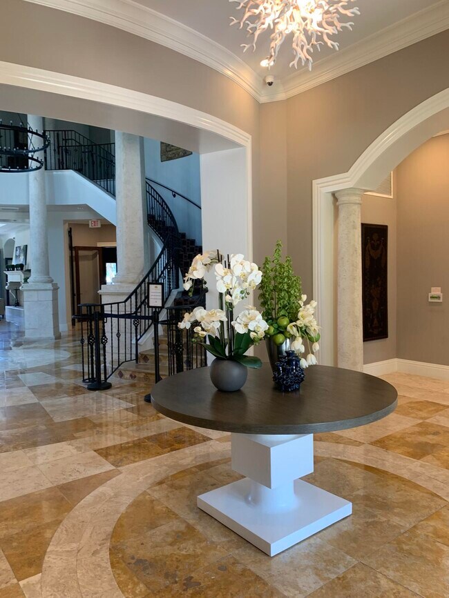 Building Photo - 2120 Tuscany Way