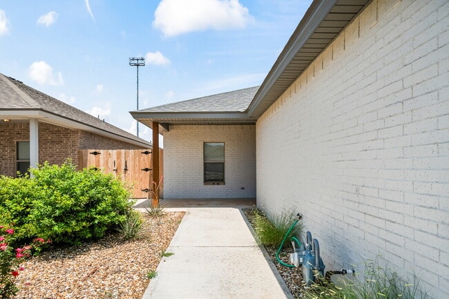 Building Photo - New Construction in Frenship!