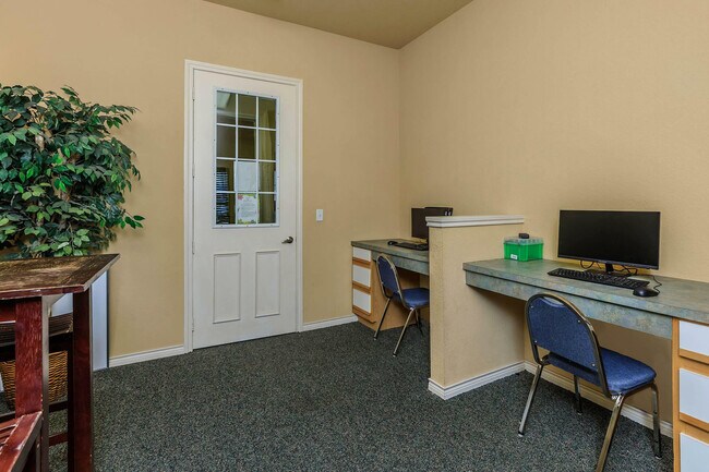 Business Center at Limestone Ridge - Limestone Ridge