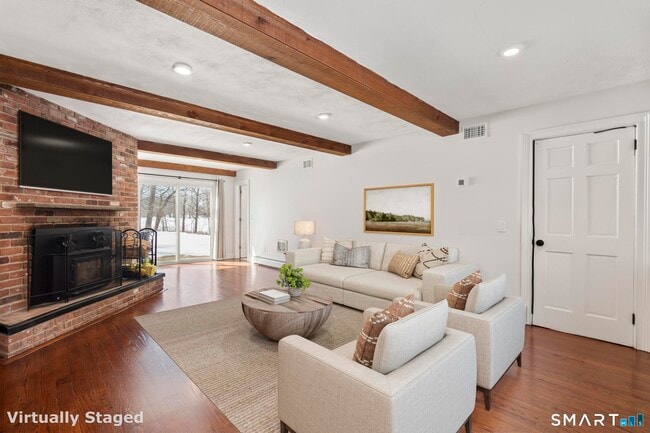 Building Photo - 153 Fillow St