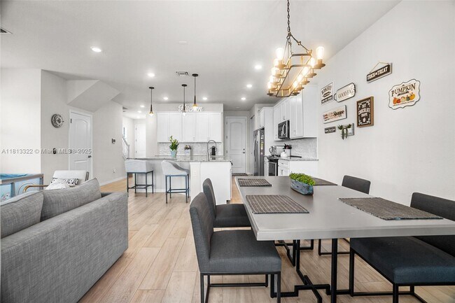 Building Photo - 8239 Tailshot Ct