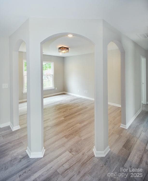 Building Photo - 129 Bosburg Dr