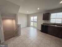 Building Photo - 57 Sebago Pl