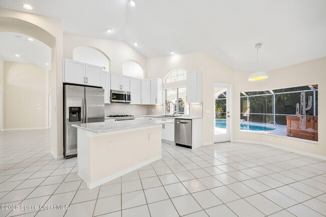 Building Photo - 174 Martesia Way