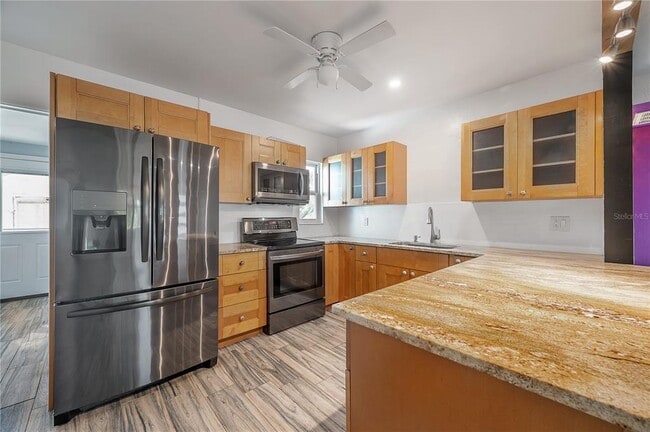 Building Photo - 3811 44th Ave N