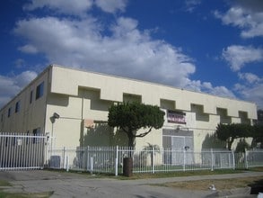Building Photo - 1549 W 224th St