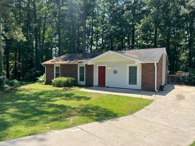 Building Photo - Cozy 3 Bedroom, 1.5 Bath Home in Brynn Marr