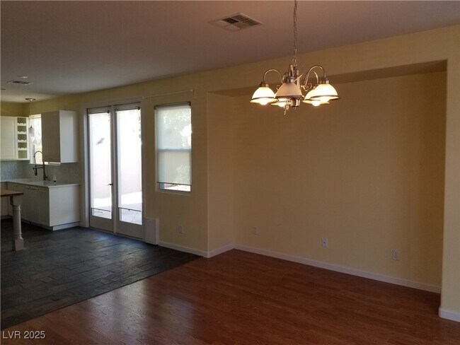 Building Photo - 7196 Cressida Ct