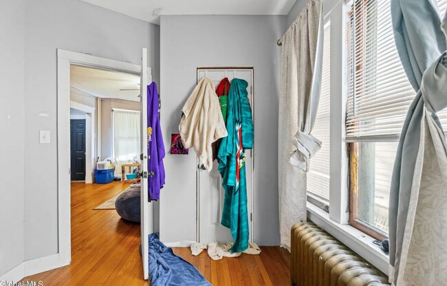 Building Photo - 569 Washington Ave