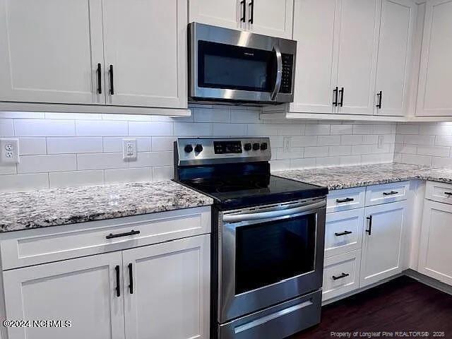 Building Photo - 271 Legacy Lakes Way