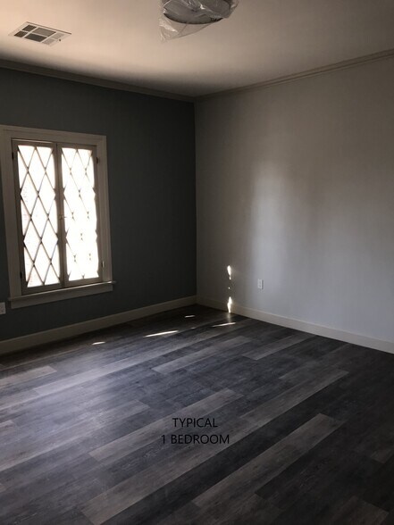 Building Photo - 107 W Dryden St