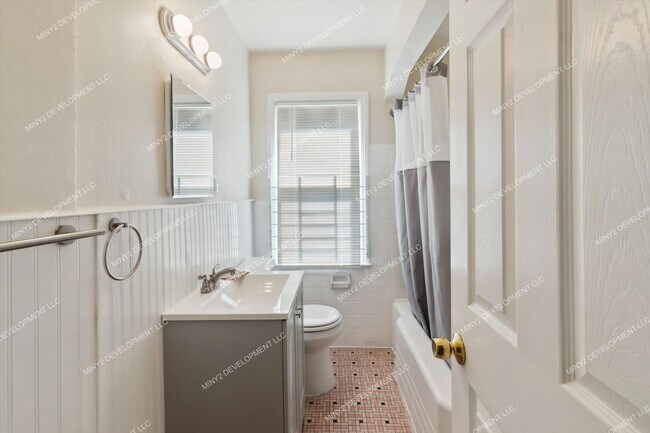 Building Photo - Charming Westside 3-Bedroom Brick Bungalow...