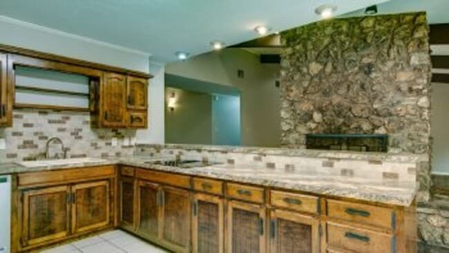 Building Photo - Pleasant Grove Home Available for Rent!