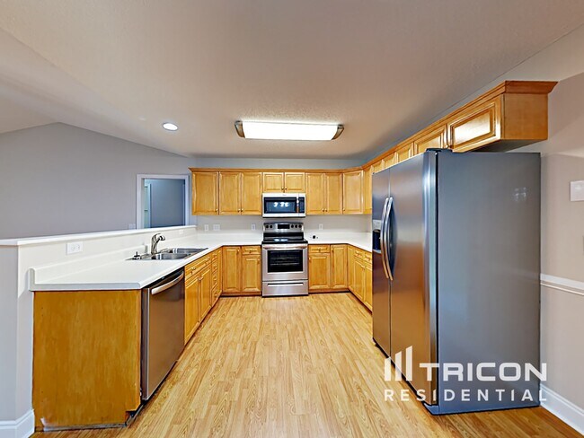 Building Photo - 657 Beavers Cove Ln NW