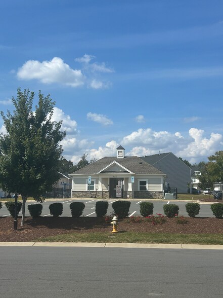 Building Photo - 8149 Sheffield Dr.