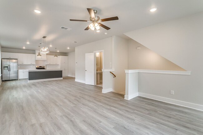 Building Photo - 3210 Forest Park Blvd