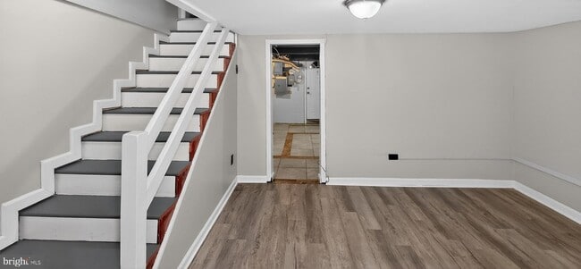 Building Photo - 8303 Ridgely Oak Rd