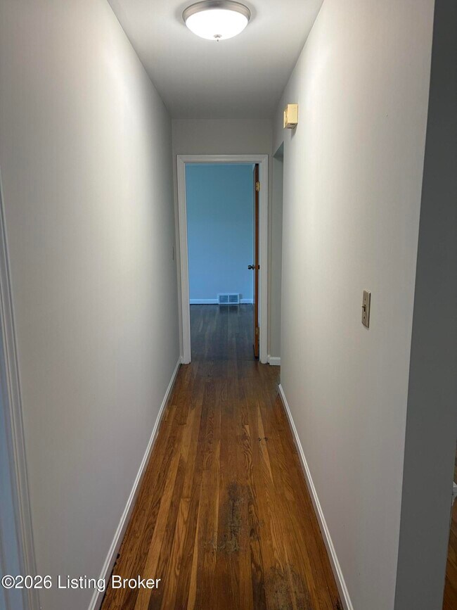 Building Photo - 3101 Sunny Ln