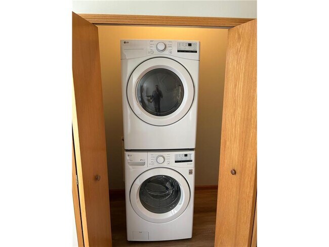 Building Photo - 18609 Zane Ct NW