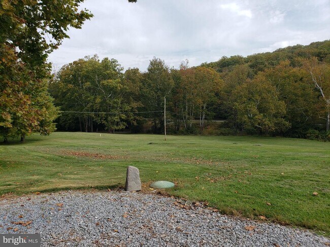 Building Photo - 70 Elk Run Estates Dr