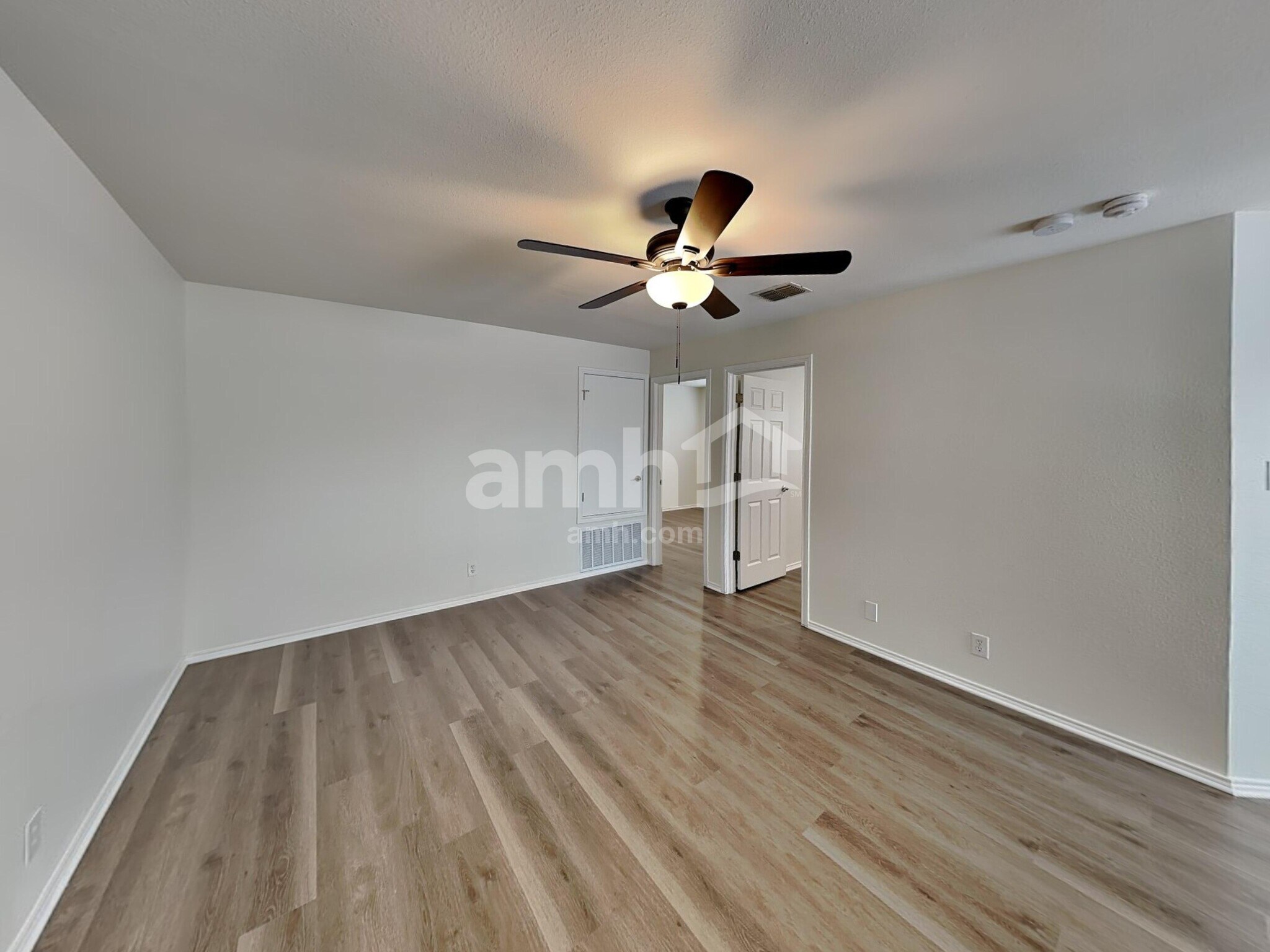 Building Photo - 8134 Brushy Mdw