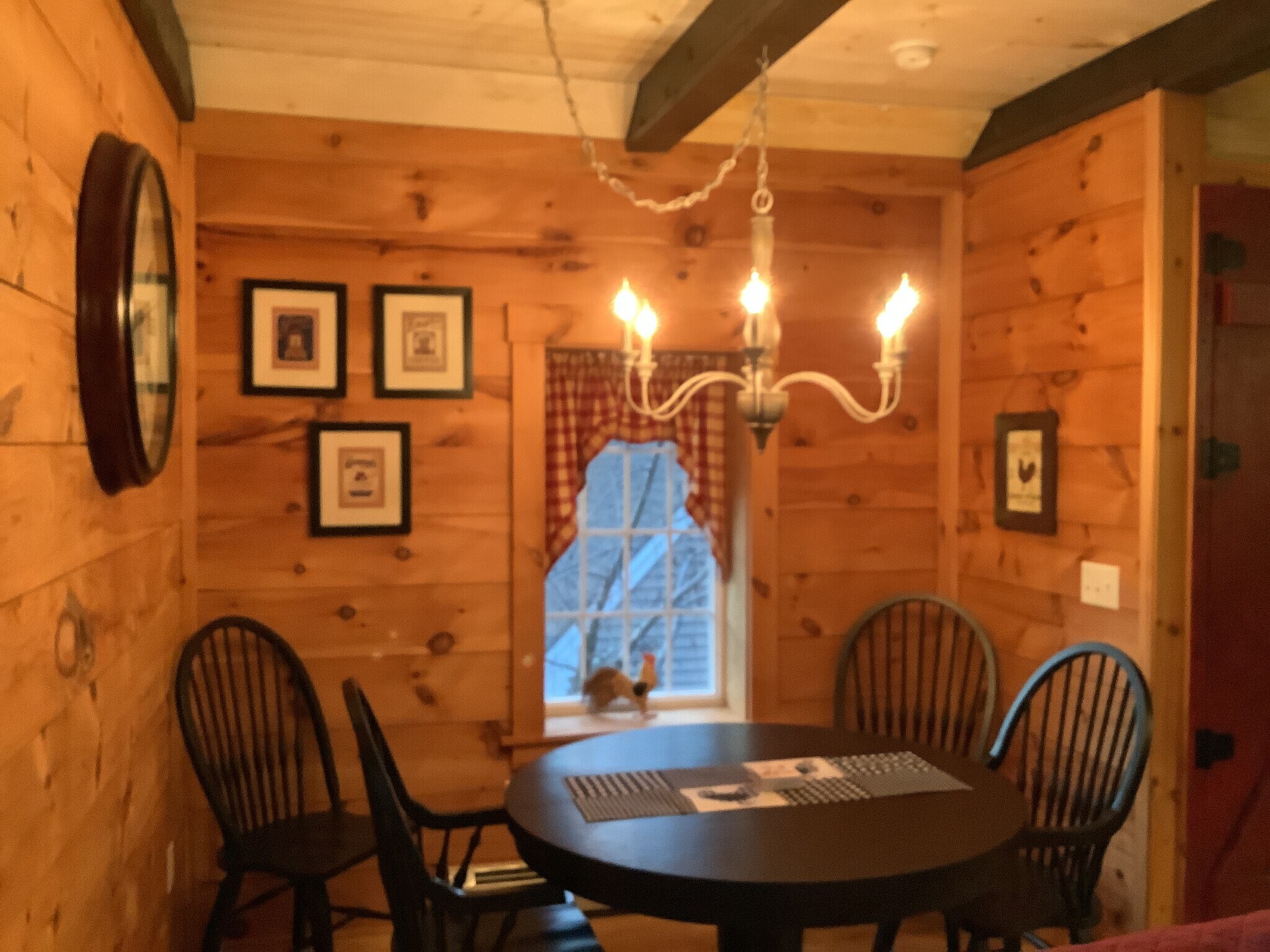 Building Photo - 90 Ross Rd