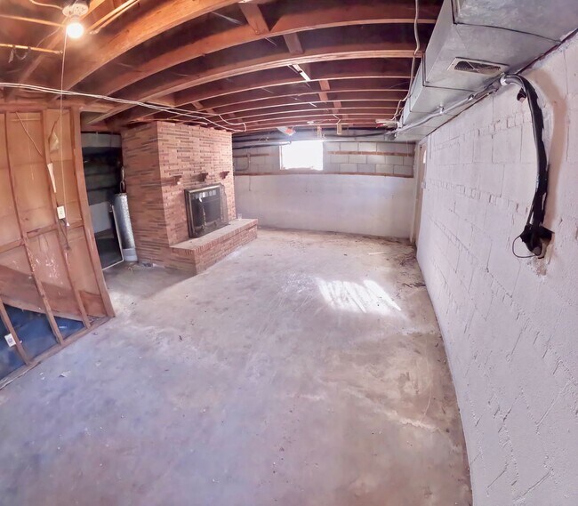 Building Photo - Beautiful 3 Bed 2 Bath Home Located In Greensboro