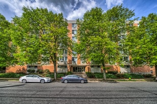 Building Photo - 14 Nosband Ave