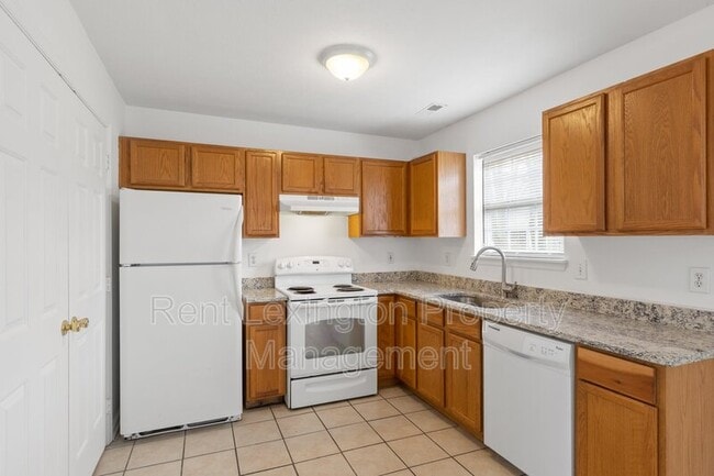 Building Photo - 1132 Jonestown Ln