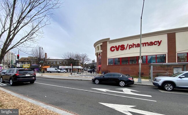 Building Photo - 3701 9th St NW