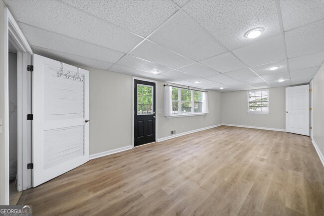 Building Photo - 103 Farmington Dr