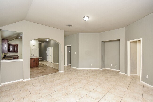 Building Photo - 9235 Black Tooth Way