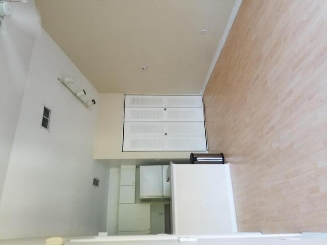 Building Photo - 10422 White Lake Ct