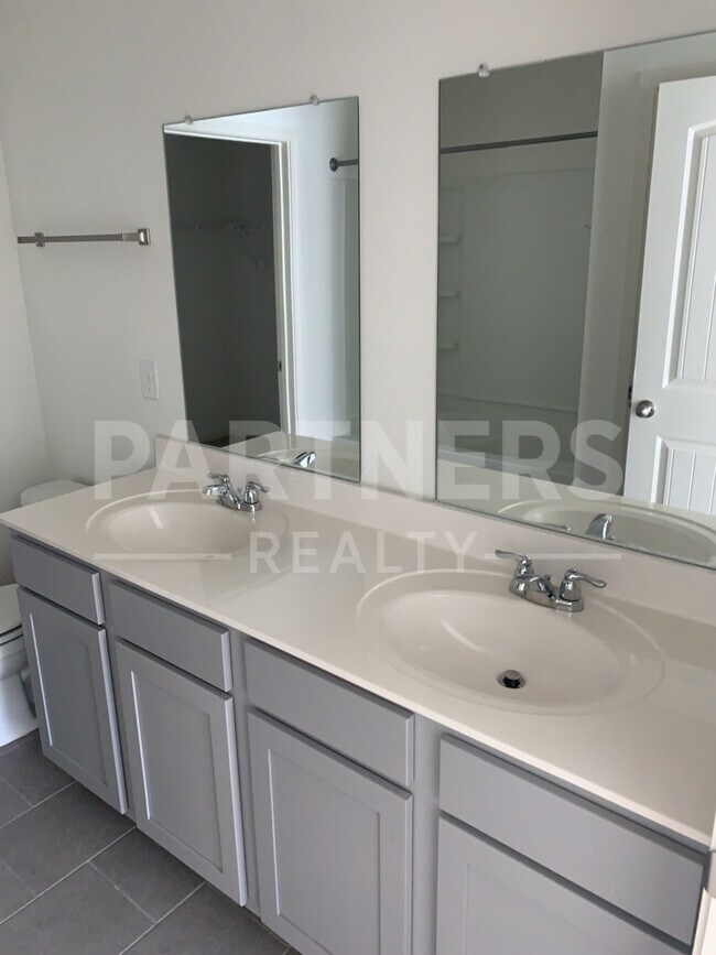 Building Photo - 4030 Fields Run