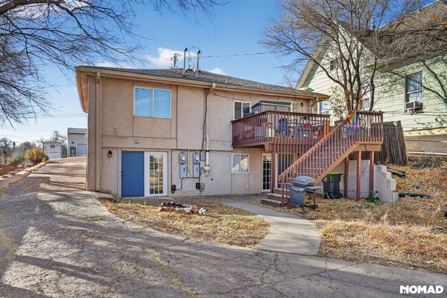 Building Photo - 30 W Navajo St