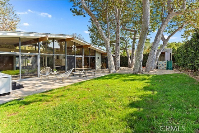 Building Photo - 6225 Frondosa Dr