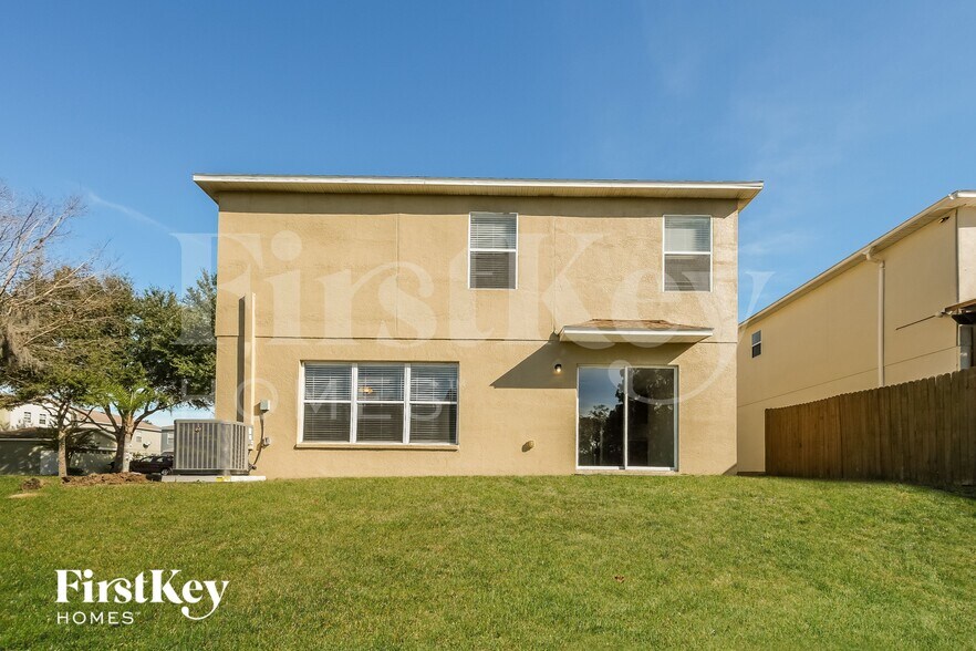 Building Photo - 10301 William Oaks Rd