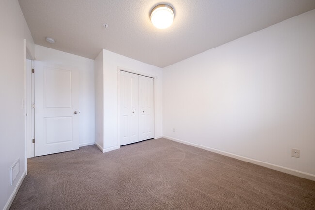 Building Photo - 13369 Bronze Pkwy