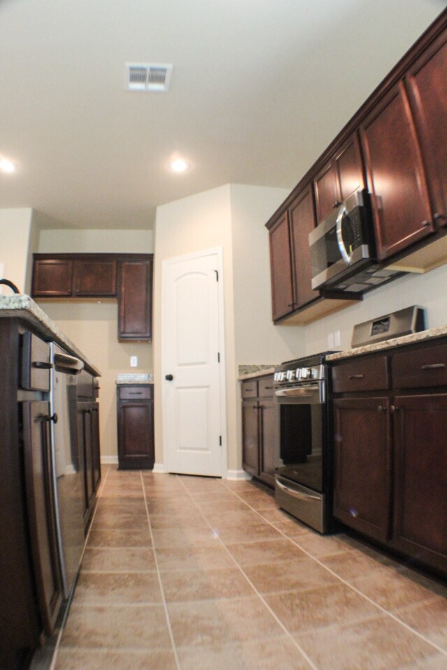 Building Photo - 4BR IN ZACHARY