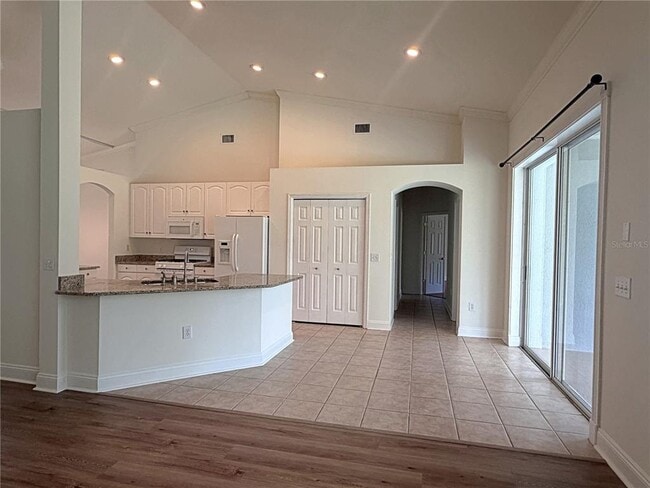 Building Photo - 14832 Heronglen Dr