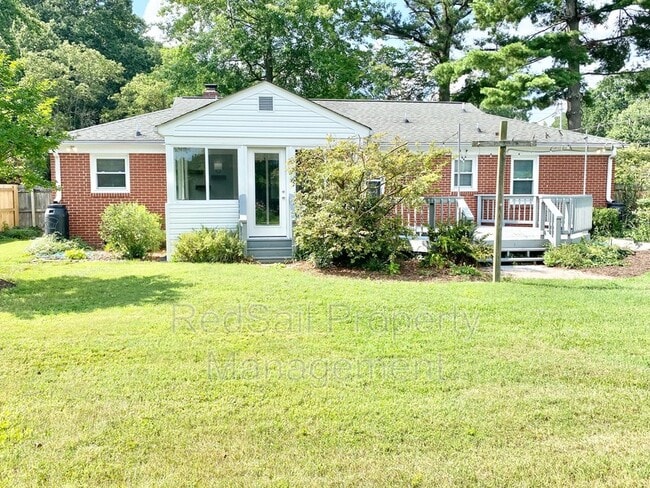 Building Photo - 383 Stanton Rd