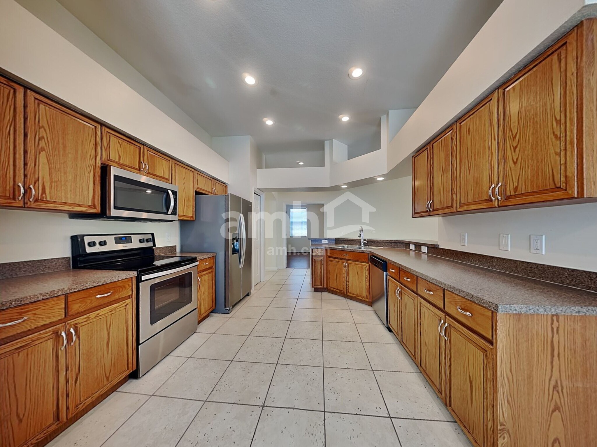 Building Photo - 4553 Marchmont Blvd