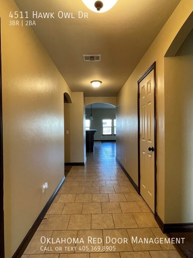 Building Photo - 4511 Hawk Owl Dr