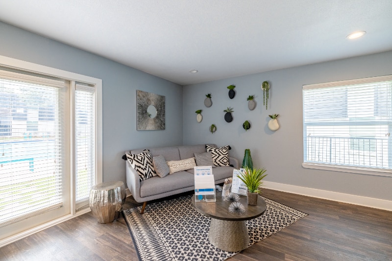 Building Photo - 351 Bedford Rd