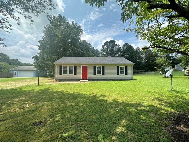 Building Photo - For Rent – Charming 3 Bedroom Rancher – $1,800/Month